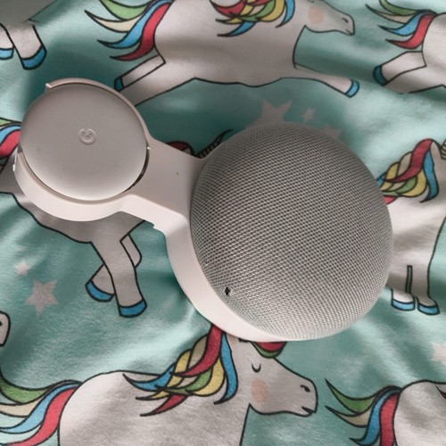 Google home mini smart speaker - google,